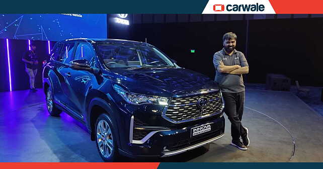 Read more about the article Toyota Innova Hycross ZX (O) Hybrid First Look