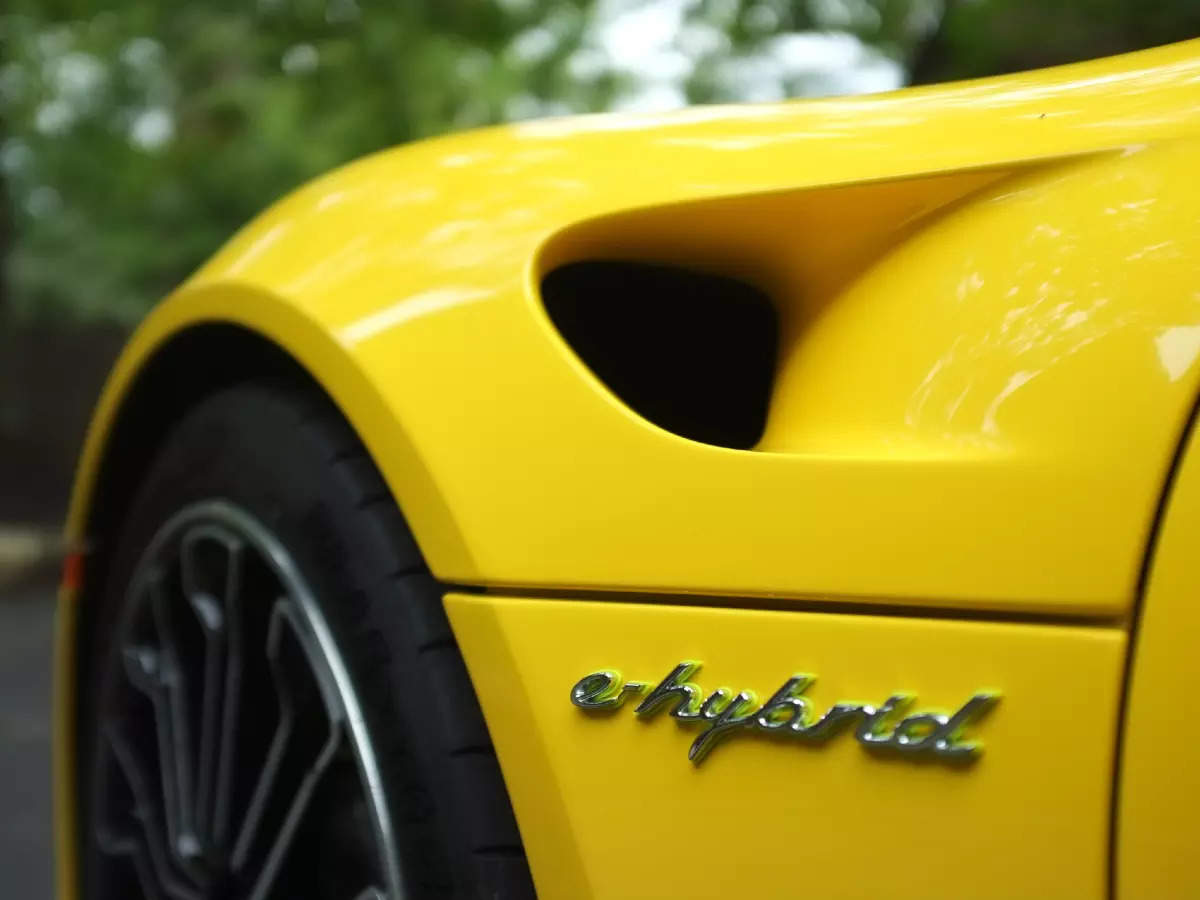 Read more about the article Top hybrid cars in India in 2023: Maruti Suzuki Grand Vitara, Honda City eHEV, and more